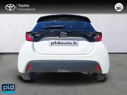 Photo 21 Toyota Yaris  116h Dynamic 5p MC24