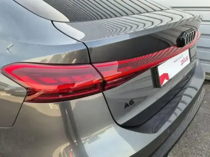 Photo 8 Audi A6  Sportback e-tron e-tron performance 367ch S line