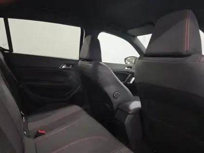 Photo 10 Peugeot 308  1.2 PureTech 130ch S&S GT Line EAT8 7cv