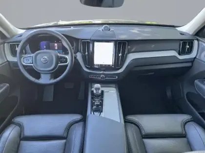 Photo 6 Volvo Xc60  T6 Hybride Rechargeable 253 + 145ch Ultra Style Dark Geartronic 8 AWD