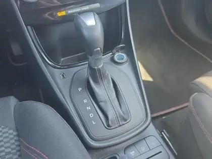 Photo 14 Ford Puma  1.0 EcoBoost 125ch S&S mHEV ST-Line Powershift