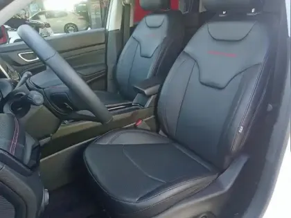 Photo 8 Jeep Compass  1.3 Turbo T4 240ch PHEV 4xe Trailhawk AT6 eAWD