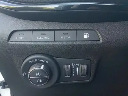 Photo 13 Jeep Compass  1.3 Turbo T4 240ch PHEV 4xe Trailhawk AT6 eAWD