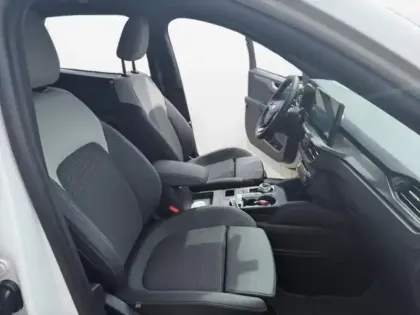 Photo 14 Ford Kuga  2.5 Duratec 180ch Hybrid FlexiFuel Sound Edition Powershift