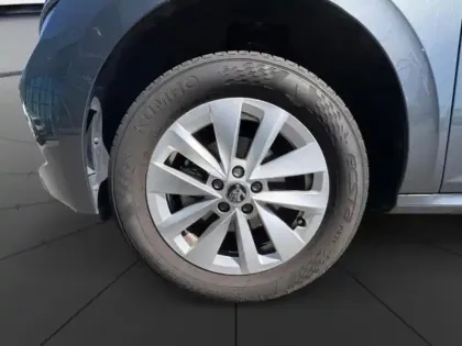 Photo 10 Skoda Kamiq  1.0 TSI Evo 110ch Business DSG7