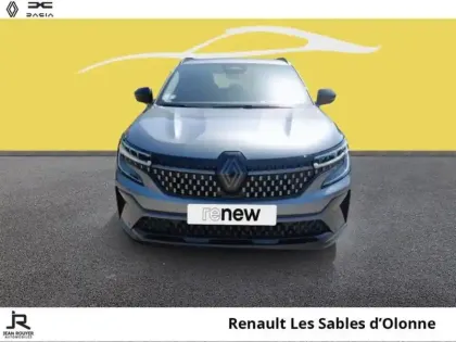 Photo 8 Renault Austral  1.2 E-Tech full hybrid 200ch Iconic esprit Alpine