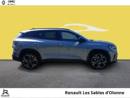 Photo 12 Renault Austral  1.2 E-Tech full hybrid 200ch Iconic esprit Alpine