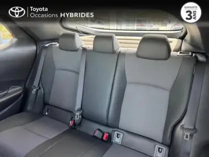Photo 11 Toyota C-HR  2.0 Hybride Rechargeable 225ch Collection MY26