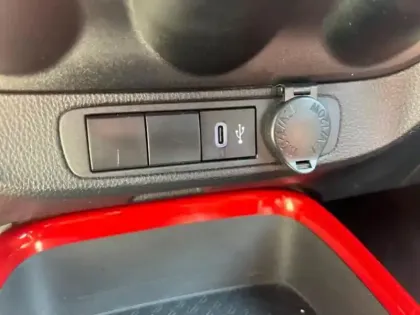 Photo 12 Toyota Aygo  X 1.0 VVT-i 72ch Design MY24