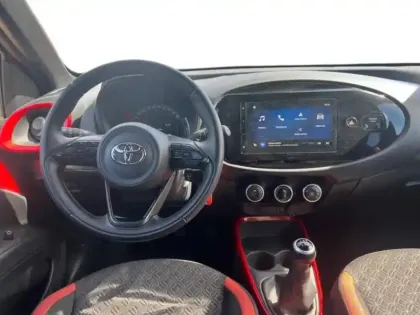 Photo 24 Toyota Aygo  X 1.0 VVT-i 72ch Design MY24