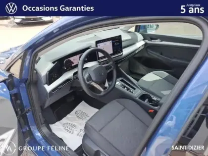 Photo 12 Volkswagen Golf  1.5 eHybrid 204ch VW Edition DSG6