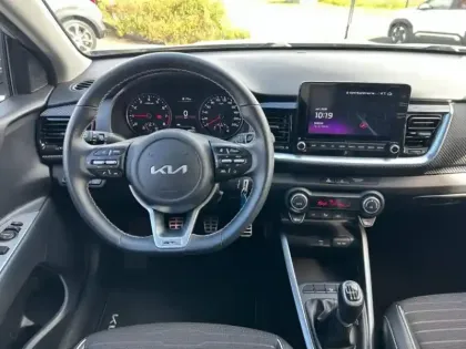 Photo 8 Kia Stonic  1.0 T-GDi 120ch MHEV GT Line