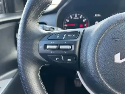 Photo 10 Kia Stonic  1.0 T-GDi 120ch MHEV GT Line