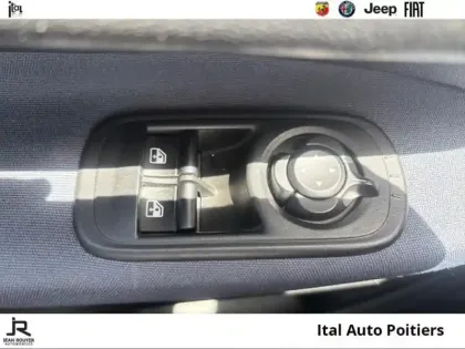 Photo 11 Fiat 500   Icône berline 23,8 kWh