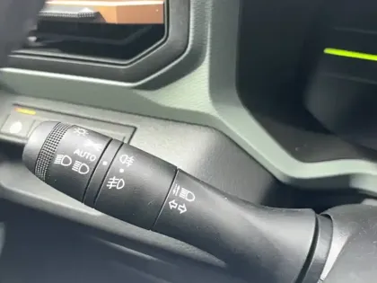 Photo 17 Dacia Duster  Hybrid 155