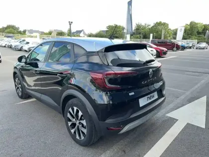 Photo 7 Renault Captur  E-Tech full hybrid 145