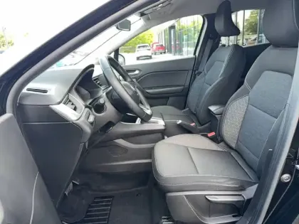Photo 18 Renault Captur  E-Tech full hybrid 145