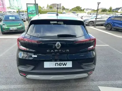 Photo 6 Renault Captur  E-Tech full hybrid 145