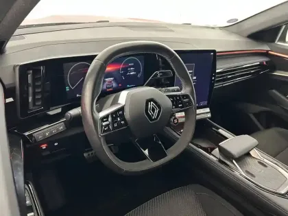 Photo 19 Renault Austral  E-Tech hybrid 200