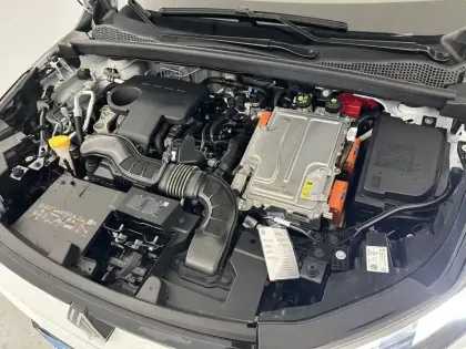 Photo 35 Renault Symbioz  E-Tech full hybrid 145