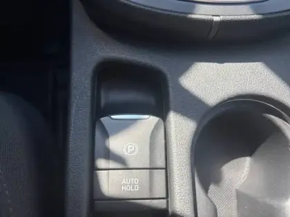 Photo 32 Hyundai Kona  Hybrid 141