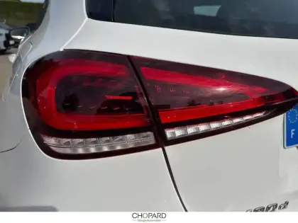 Photo 14 Mercedes Classe A  180 d 8G-DCT