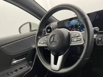 Photo 42 Mercedes Classe A  180 d 8G-DCT