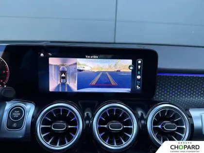 Photo 14 Mercedes GLB  200 d 8G-DCT