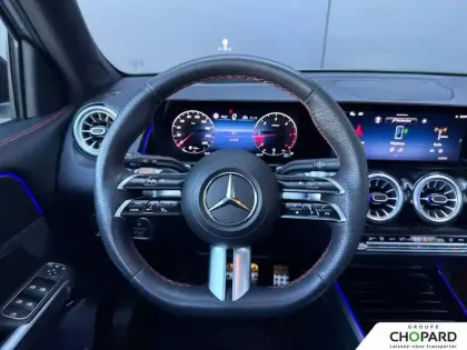 Photo 15 Mercedes GLB  200 d 8G-DCT
