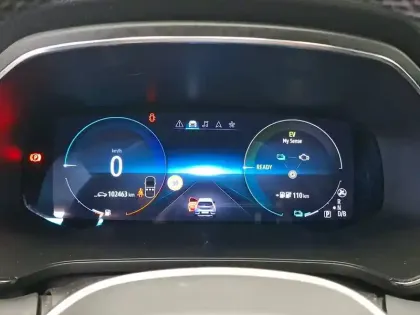 Photo 20 Renault Captur  E-Tech Plug-in 160