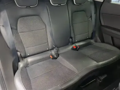 Photo 14 Renault Captur  E-Tech Plug-in 160