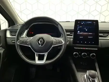 Photo 13 Renault Captur  E-Tech Plug-in 160