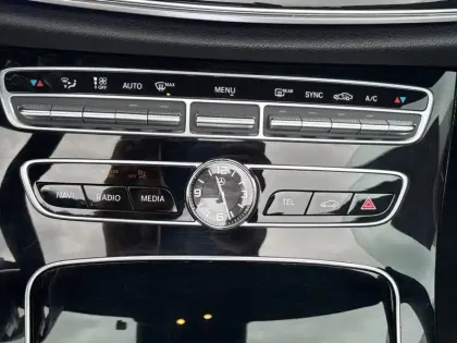 Photo 22 Mercedes Classe E  Cabriolet 400 d 9G-Tronic 4-Matic