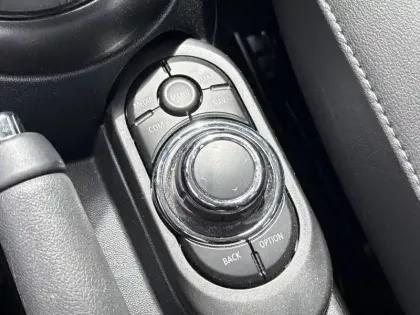 Photo 5 Mini Mini Hatch 5 Portes Cooper 136 ch DKG7