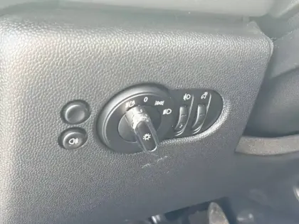 Photo 19 Mini Mini Hatch 5 Portes Cooper 136 ch DKG7