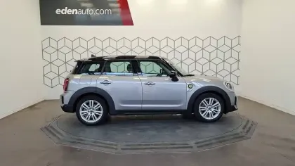 Photo 35 Mini Mini Countryman 125 - 95 ch ALL4 BVA6