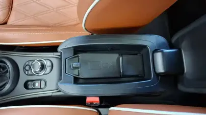 Photo 18 Mini Mini Countryman 125 - 95 ch ALL4 BVA6