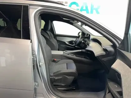 Photo 5 Peugeot 5008  Hybrid 145 ch e-DCS6