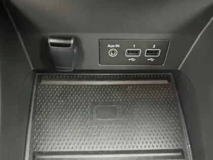 Photo 43 Renault Captur  E-Tech hybride 145