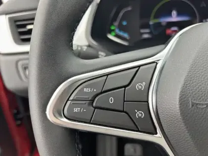 Photo 39 Renault Captur  E-Tech hybride 145