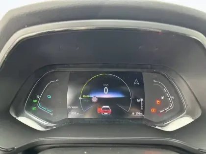 Photo 30 Renault Captur  E-Tech hybride 145