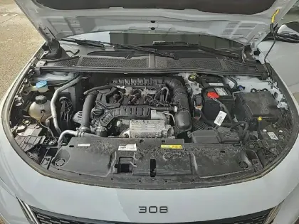 Photo 21 Peugeot 308  SW PureTech 130ch S&S EAT8