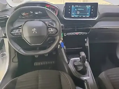 Photo 7 Peugeot 208  PureTech 75 S&S BVM5