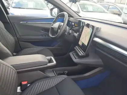 Photo 13 Renault Megane  E-Tech 220 ch autonomie confort