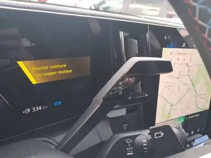 Photo 12 Renault Megane  E-Tech 220 ch autonomie confort