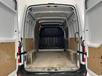 Photo 31 Renault Master  FGN TRAC F3300 L2H2 BLUE DCI 180