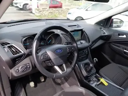 Photo 9 Ford Kuga  1.5 TDCi 120 S&S 4x2 BVM6