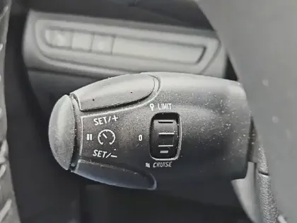 Photo 19 Peugeot 2008  PureTech 110ch S&S BVM6