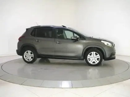 Photo 24 Peugeot 2008  PureTech 110ch S&S BVM6