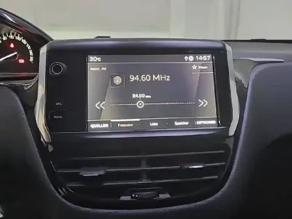 Photo 39 Peugeot 2008  PureTech 110ch S&S BVM6